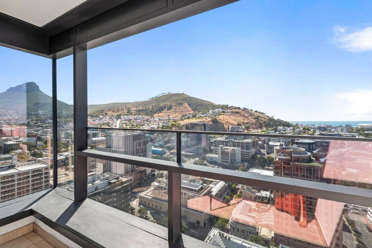 Apartment Exquisite 2 Bedroom Penthouse At The Rubik